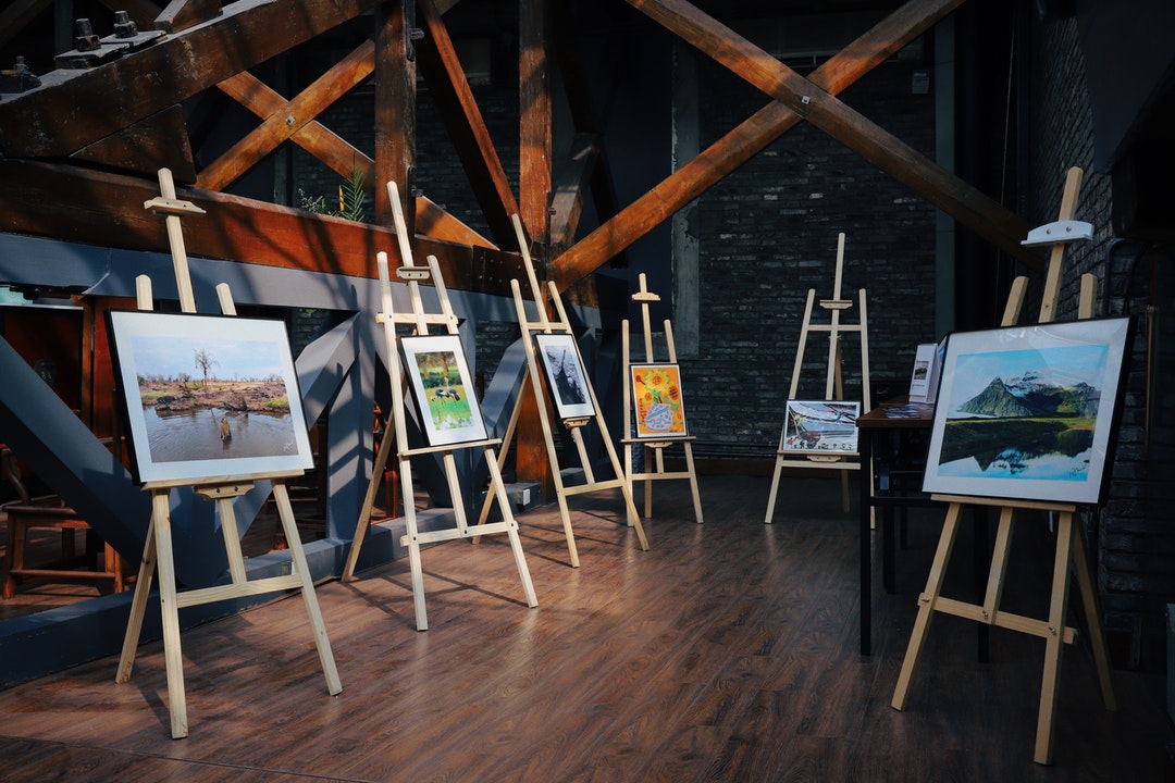 Clickable image link to Gallery page